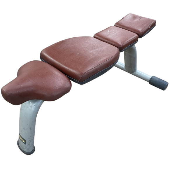 Скамья горизонтальная TechnoGym Selection Flat Bench